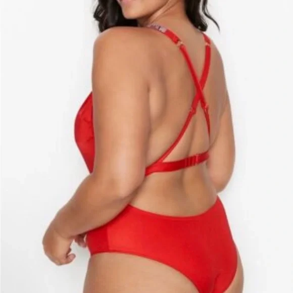 Victoria's Secret Bling Strap Swimsuit Fiery Red One-Piece sz medium new w/o tag - Picture 2 of 10